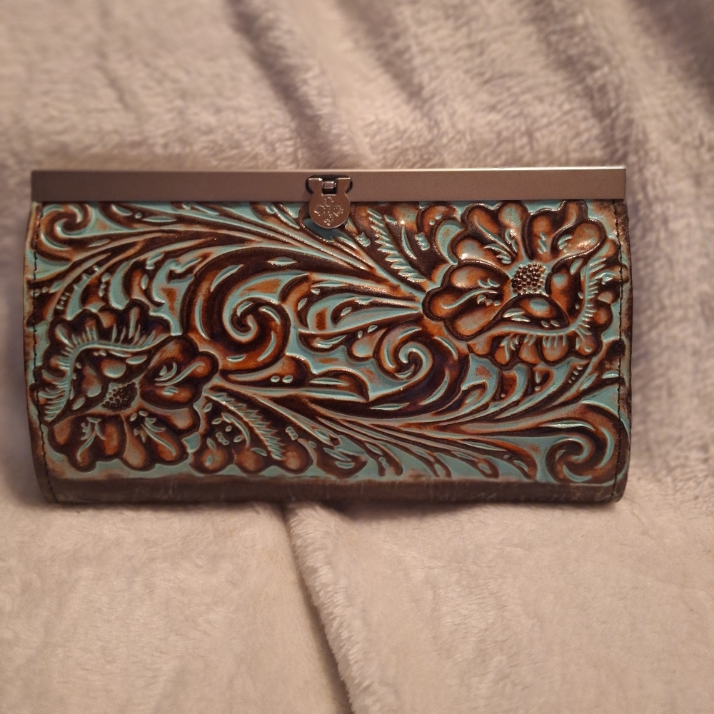 Patricia Nash Tooled Turquoise Chancy Wallet